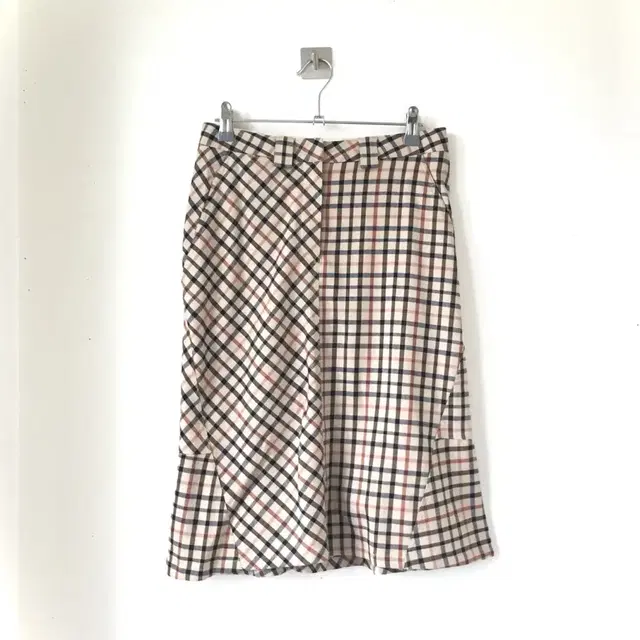 Daks check Skirt