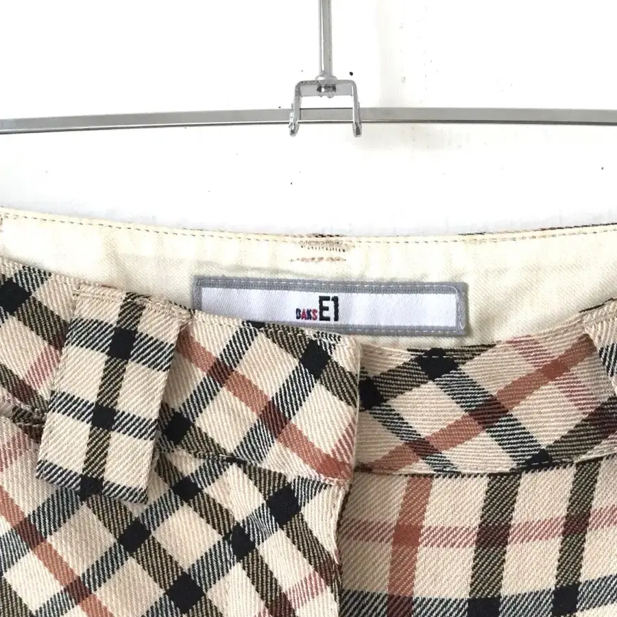 Daks check Skirt