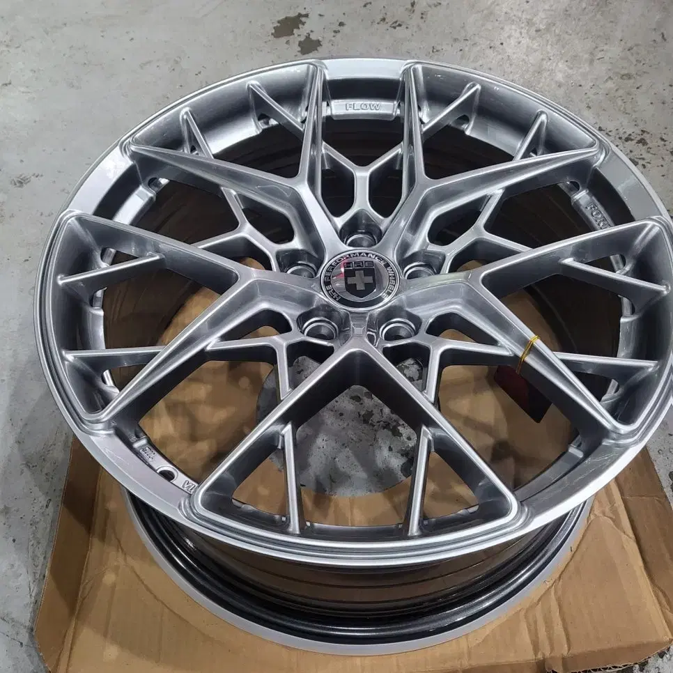 19인치 HRE FF10  ST 검메탈 휠 신품휠 4개 65만원