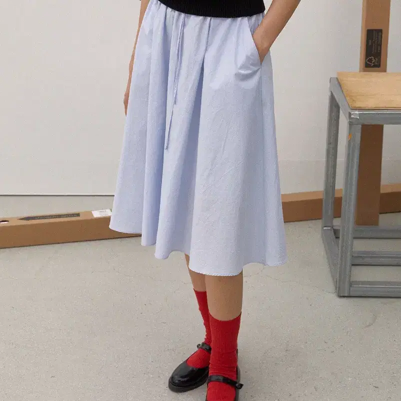 브렌다브렌든 easy cotton skirt - sky