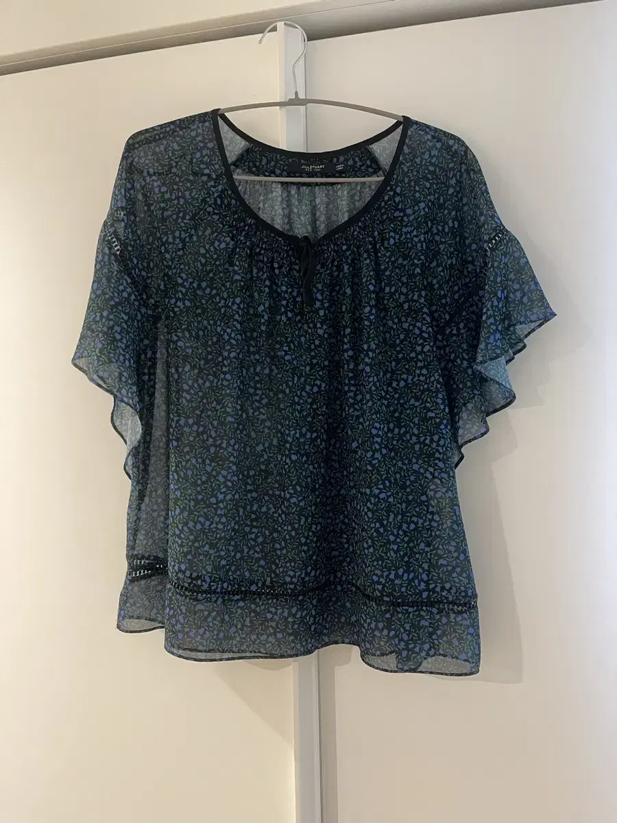 Jil Stuart new blouse
