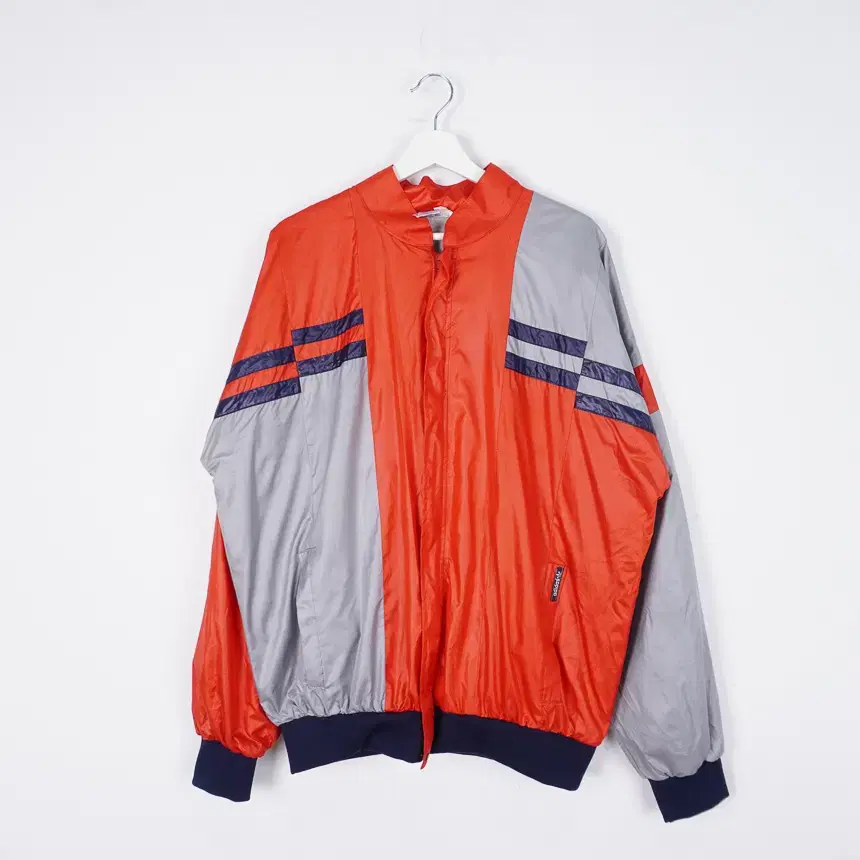 adidas two-tone pattern windbreaker viz1205