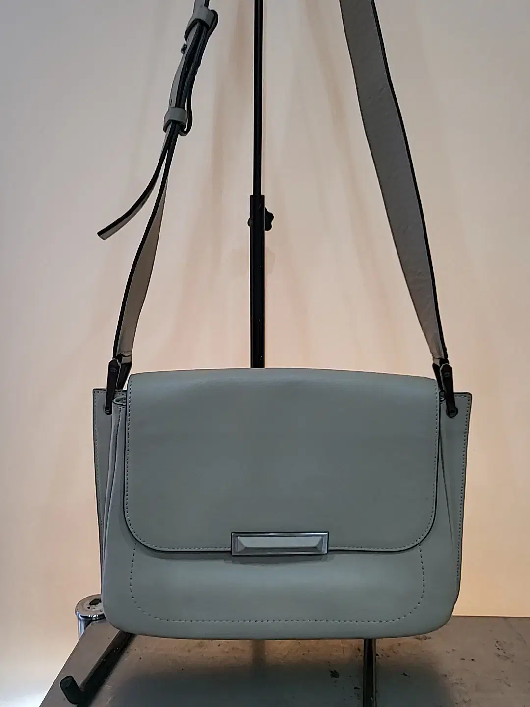 Dekke Leather Bag