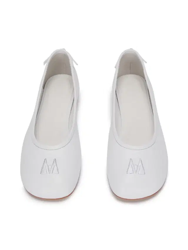 마뗑킴 MATIN BALLERINA FLAT SHOES IN WHITE