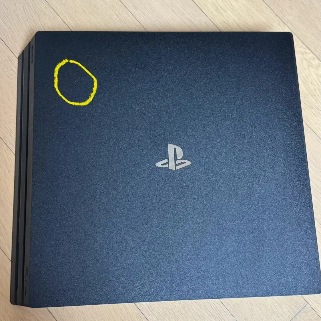 플레이스테이션4 PS4 pro 1TB 팝니다!!