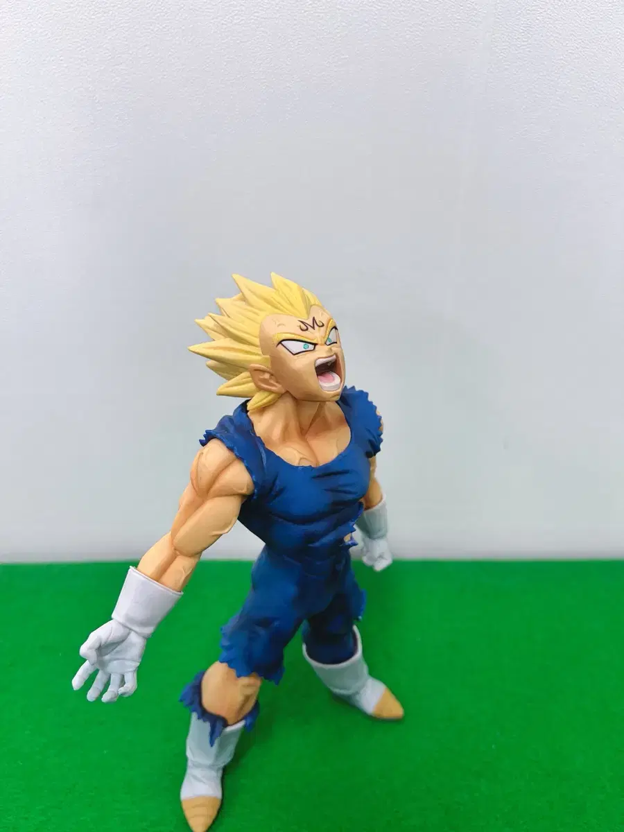 Battle of World Vegeta (Dragon Ball First Lottery/Vegeta Resin)