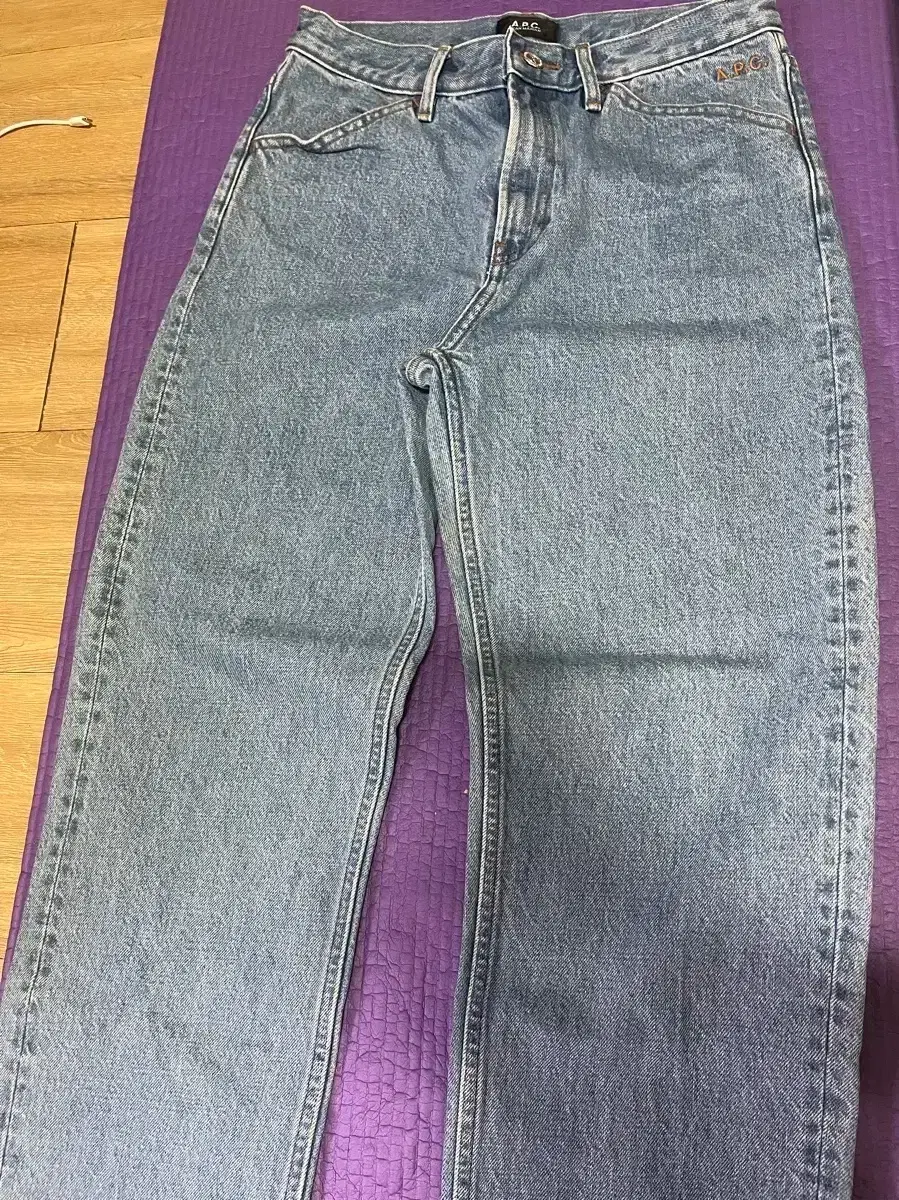 Apesse Marianne size 26 sells