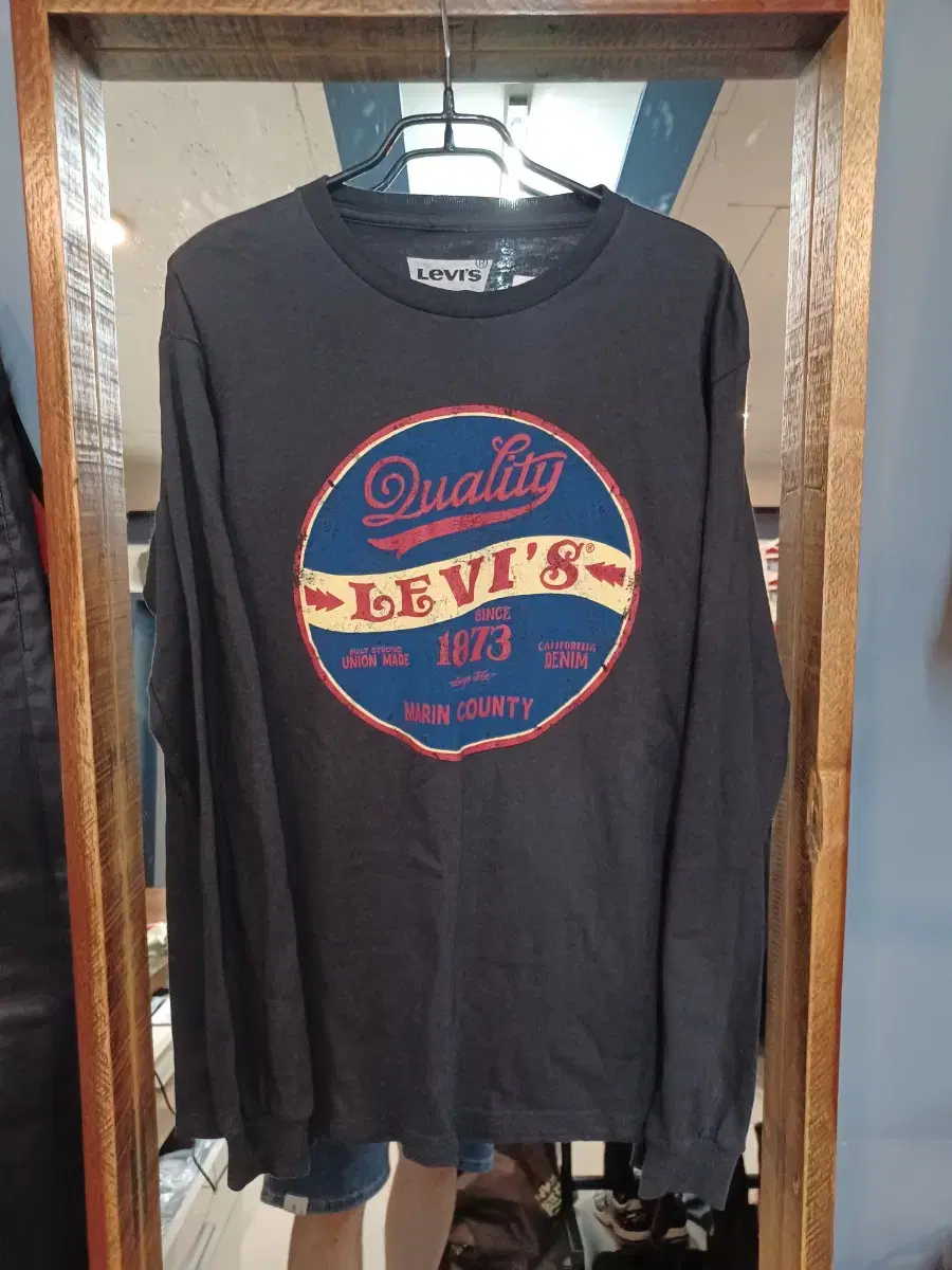 Levi's Vintage Print Long Sleeve Long Sleeve M