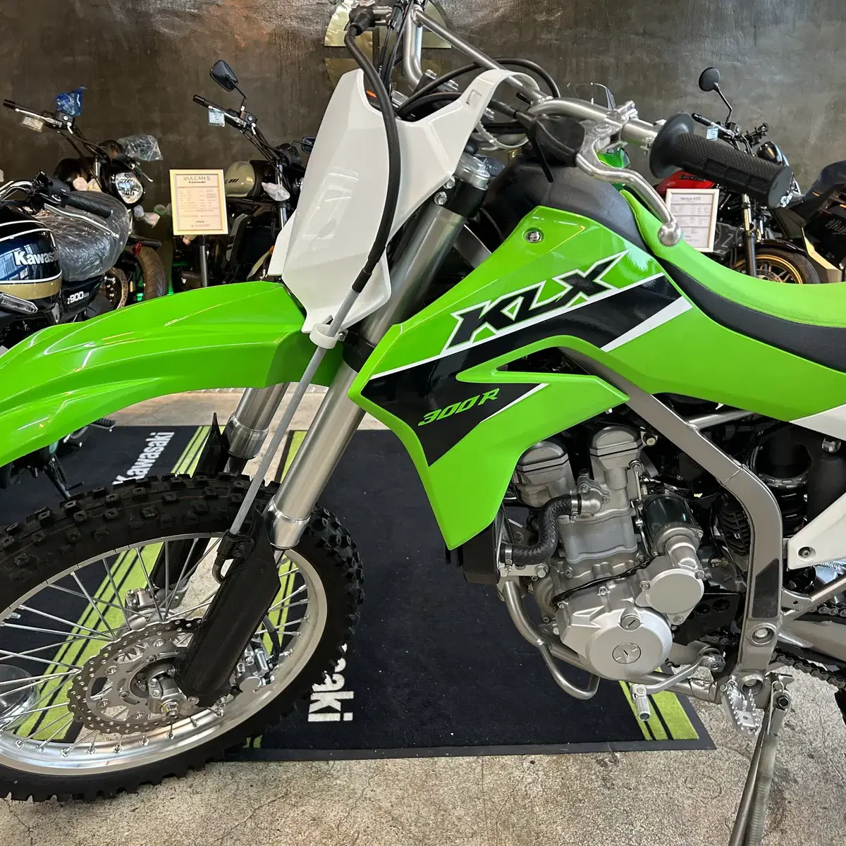 23년식 가와사키 KLX300 신차 판매