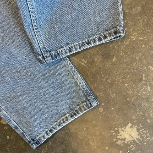 Levis silver tab loose