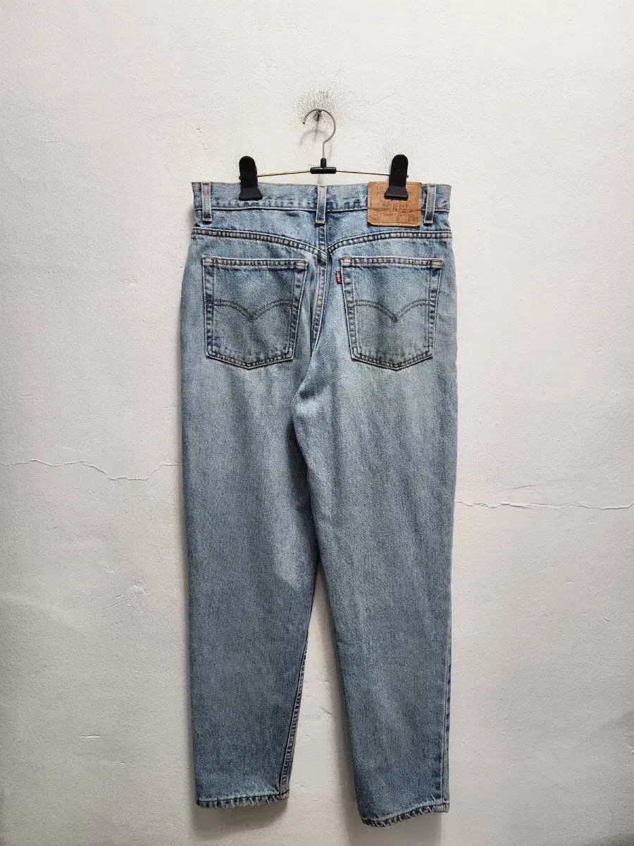 Levi's 512 Light Blue Jeans