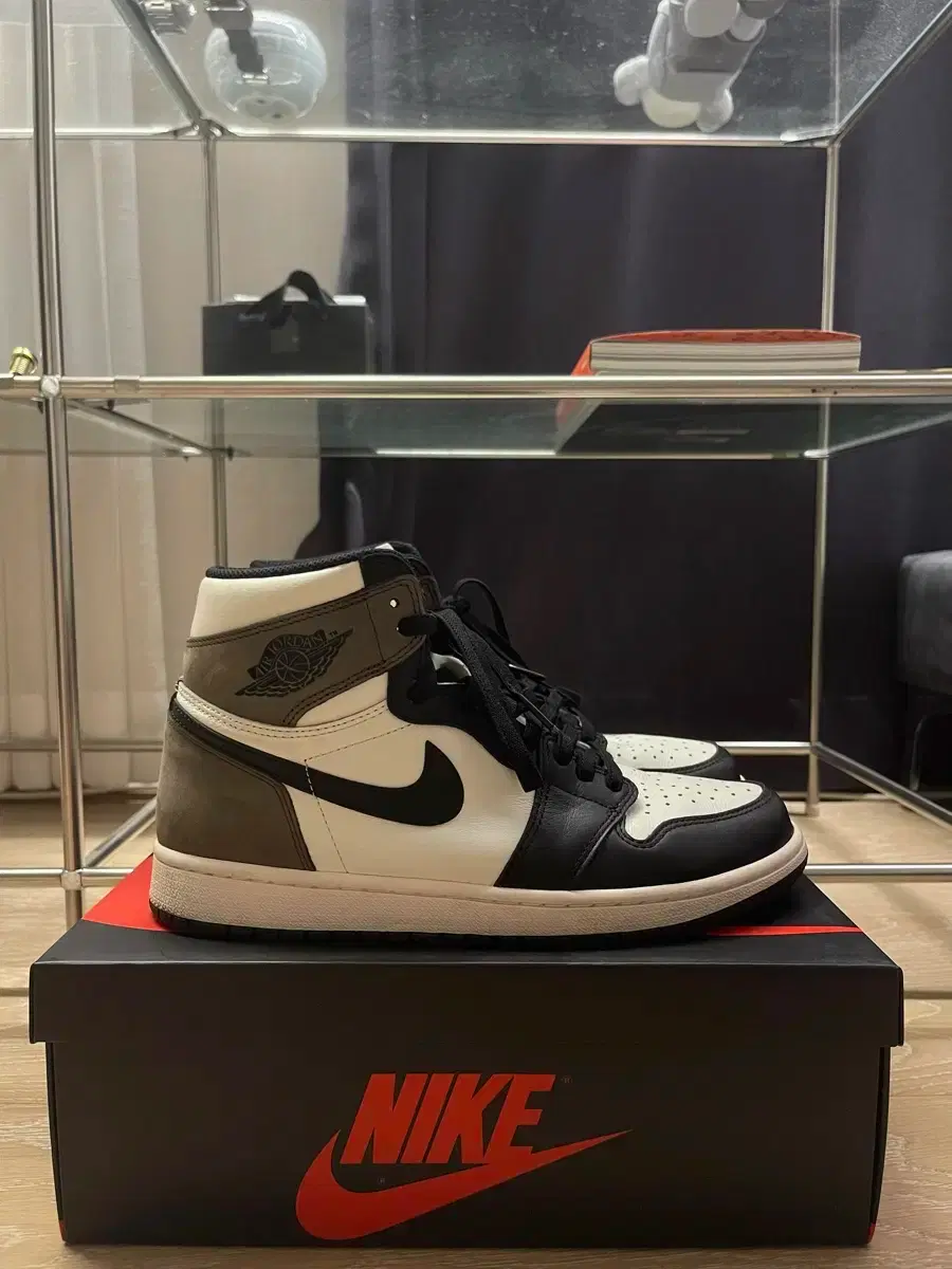 [275] Nike Jordan1 Retro High OG Black Mocha