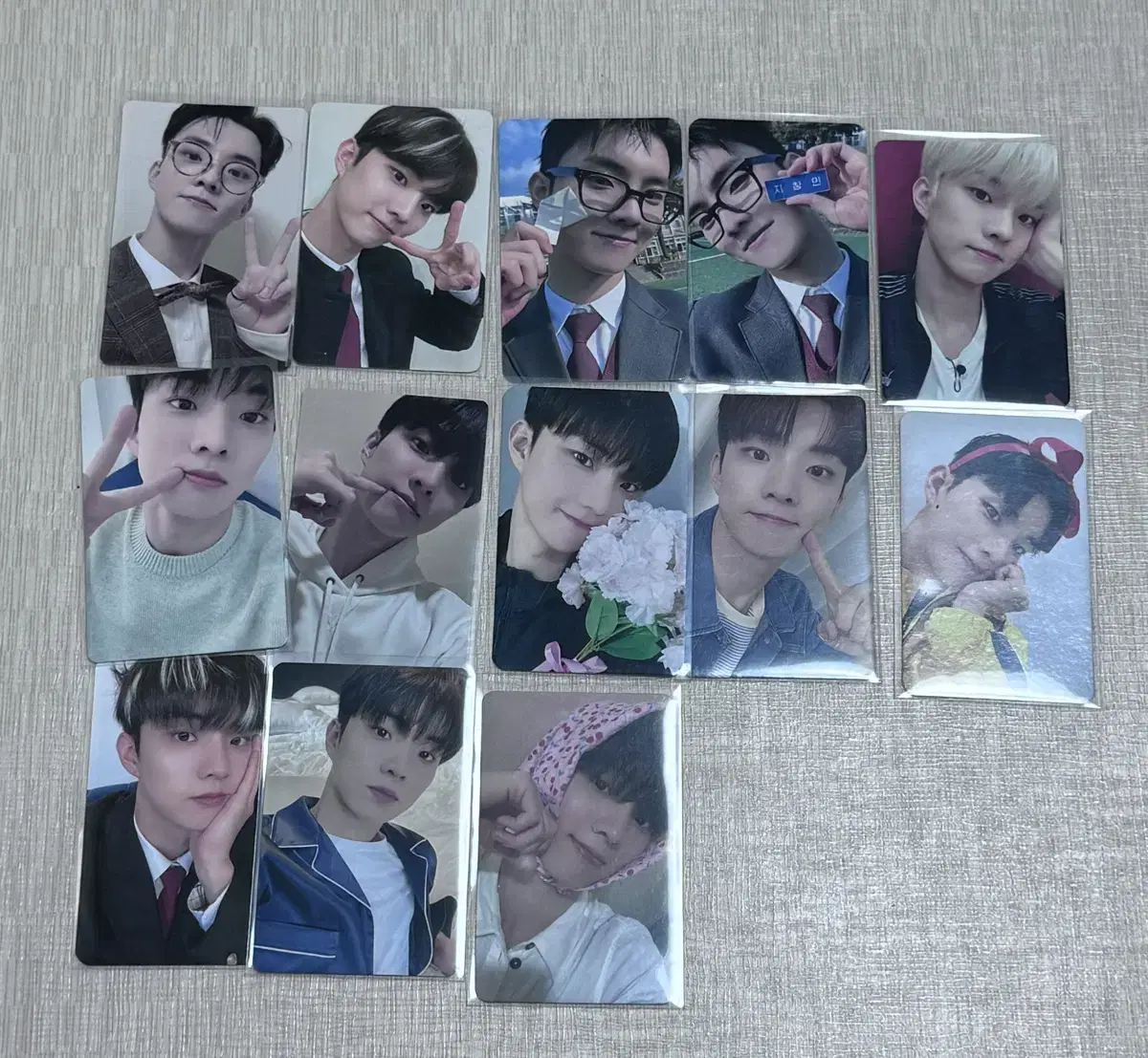 The Boyz q photocard in bulk