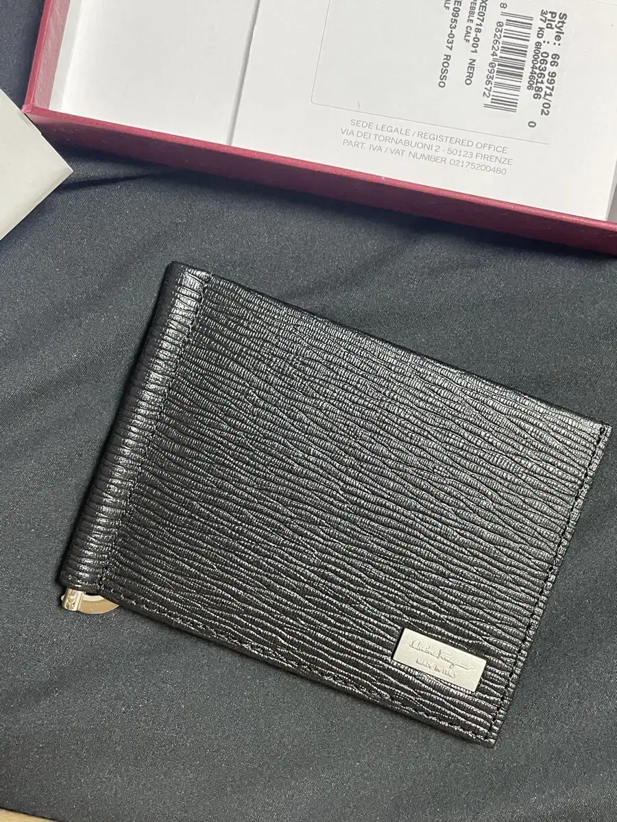 Full box of new peregamo vahn wallet (money clip)