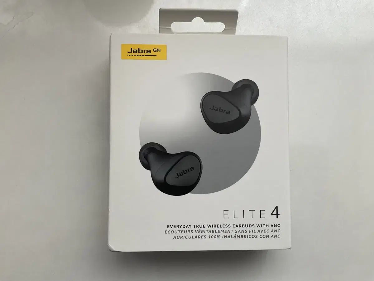 미개봉 자브라 엘리트 jabra elite 4 무선 이어폰 블랙