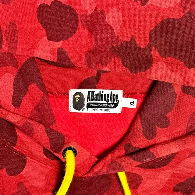 A BATHING APE x DC COMICS - RED CAMO