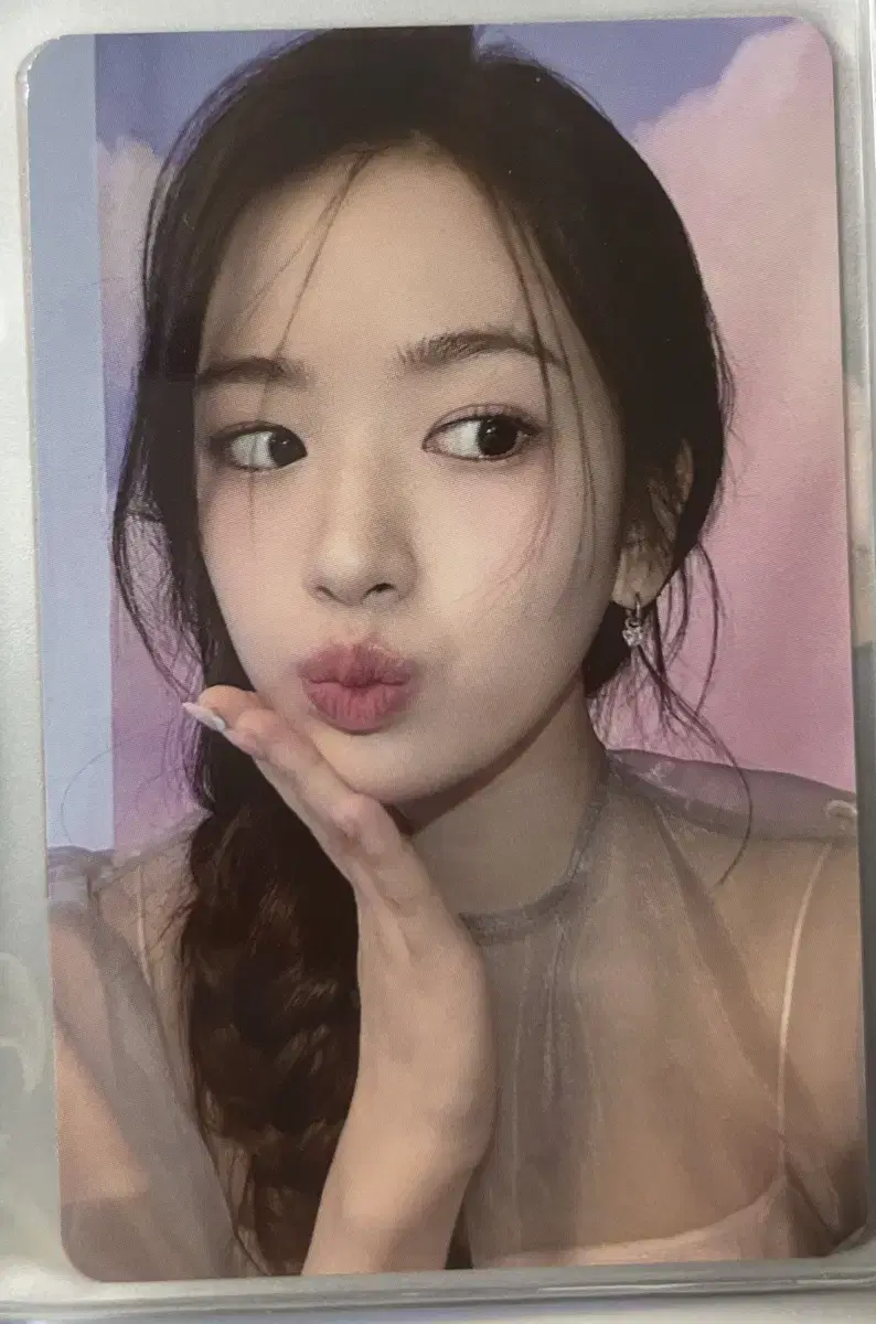 Ahn Yujin Clio photocard photocard