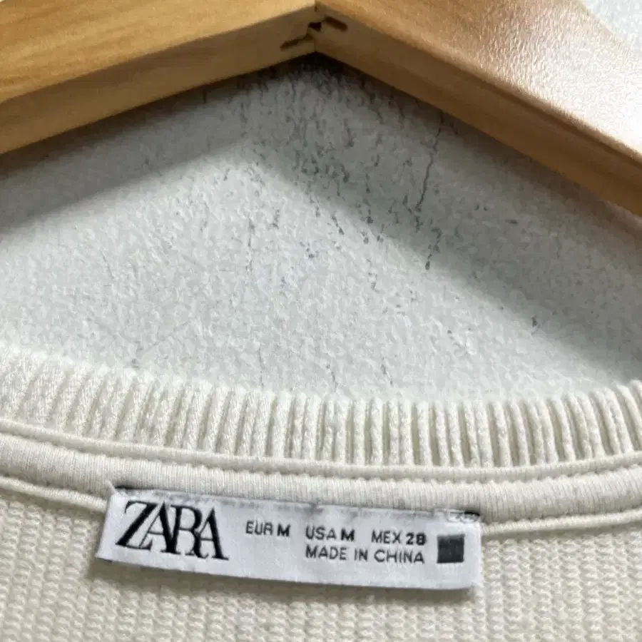 55-66 ZARA 자라 퍼프 주름 링클 스판 긴팔티 정품