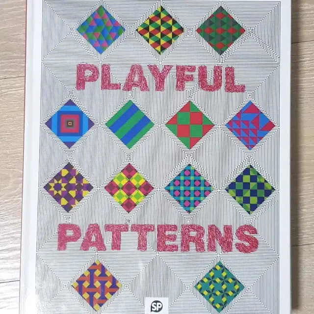 패턴디자인 해외 원서 - Playful Patterns