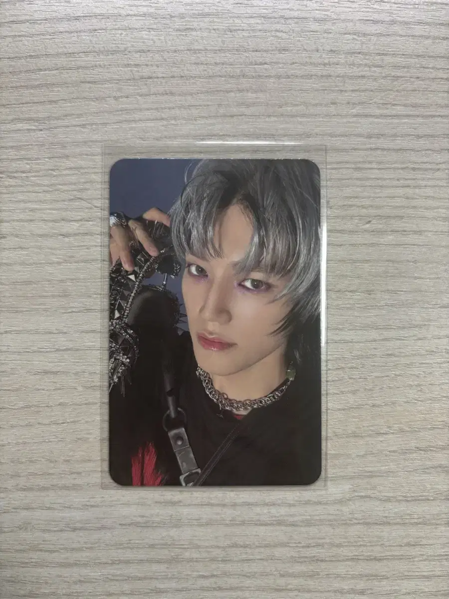 NCT 127 FactCheck Small taeyong photocard