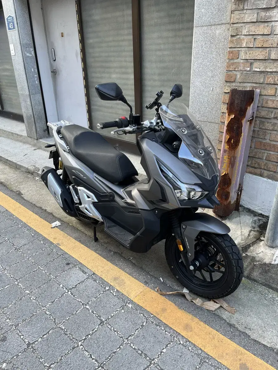 adv125 v-tune 24년식 17@@km 구형x신형o