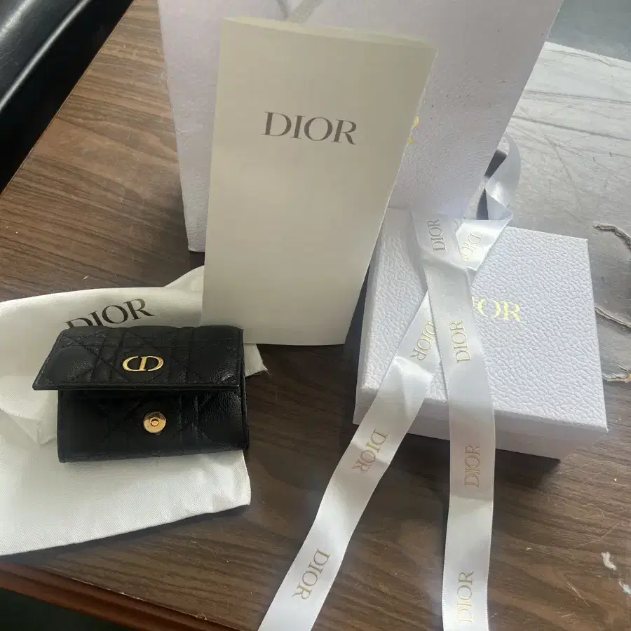 디올 dior 지갑