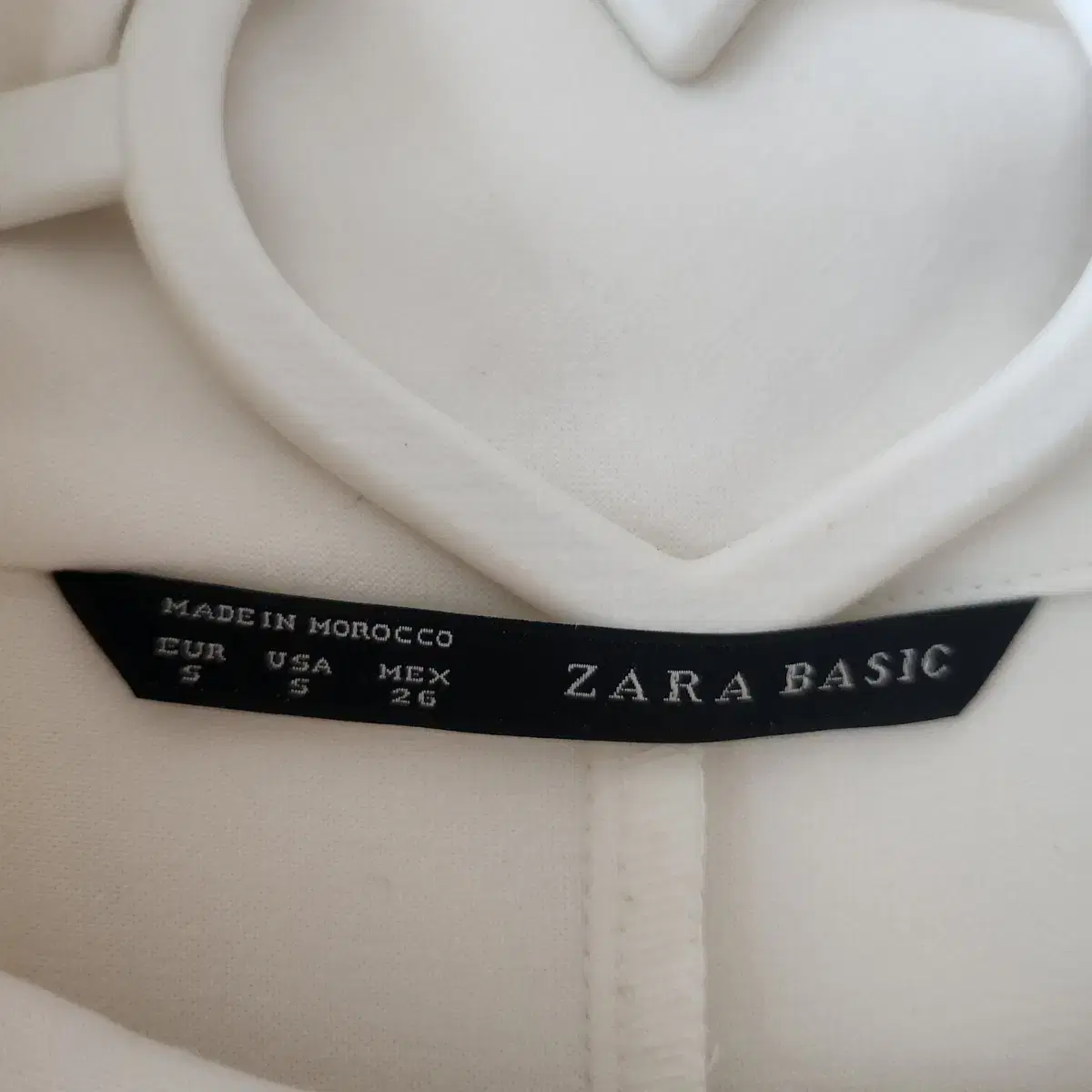 ZARA 하이넥 지퍼원피스