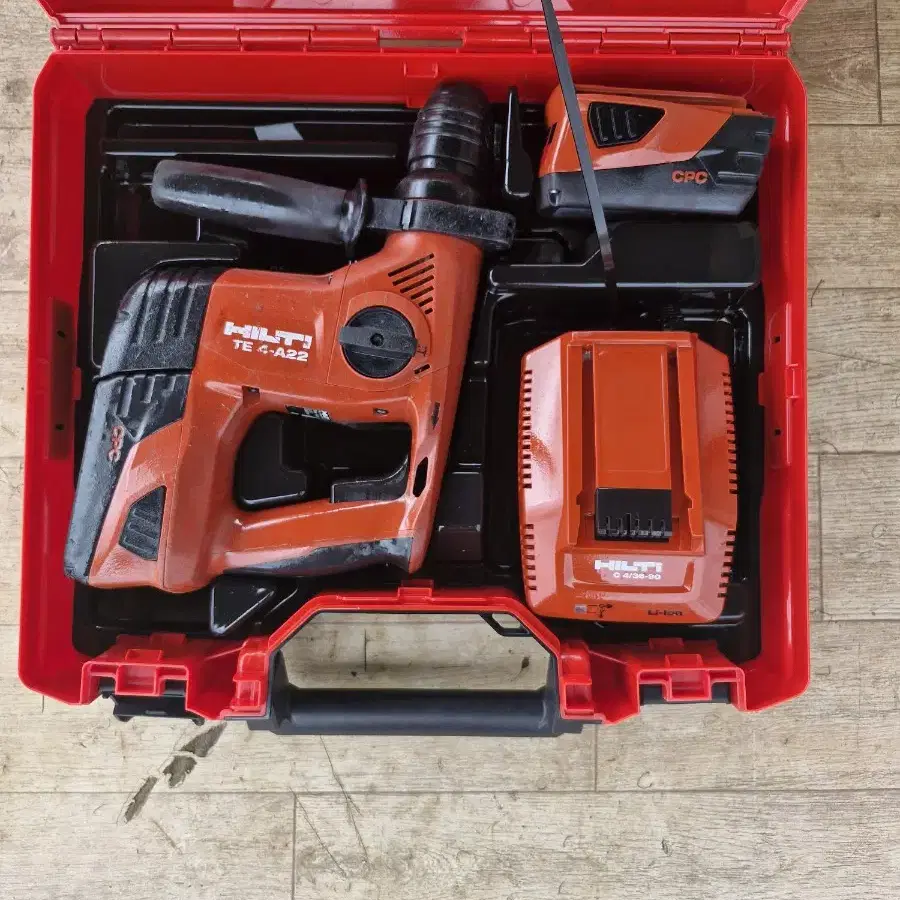 [HILTI]힐티충전함마드릴TE4 A22배터리2개. 풀쎄트