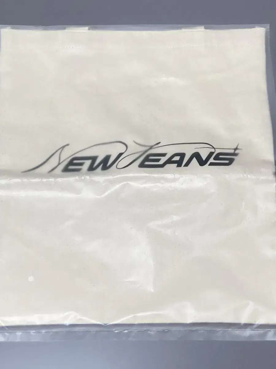 New Jeans Japan Membership Benefits Eco Bag