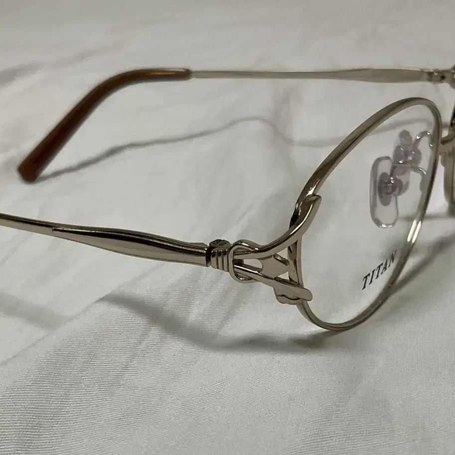 새상품) titan vintage glasses