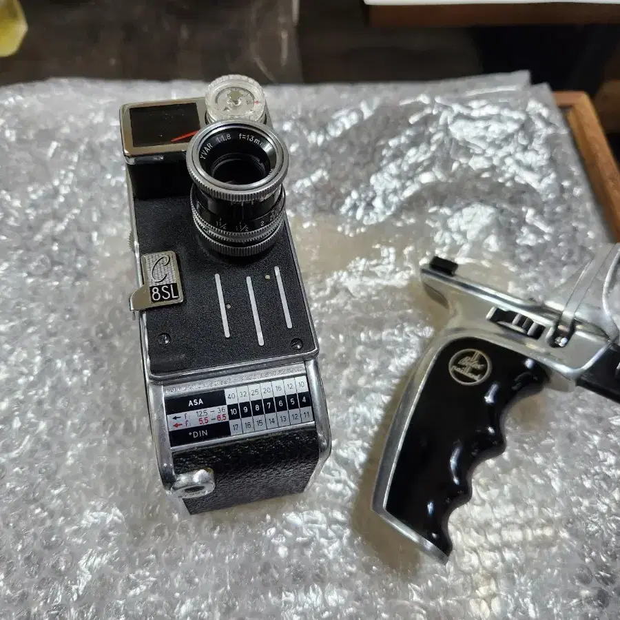 빈티지 Bolex Pallard C8SL 8mm 스위스제 무비카메라