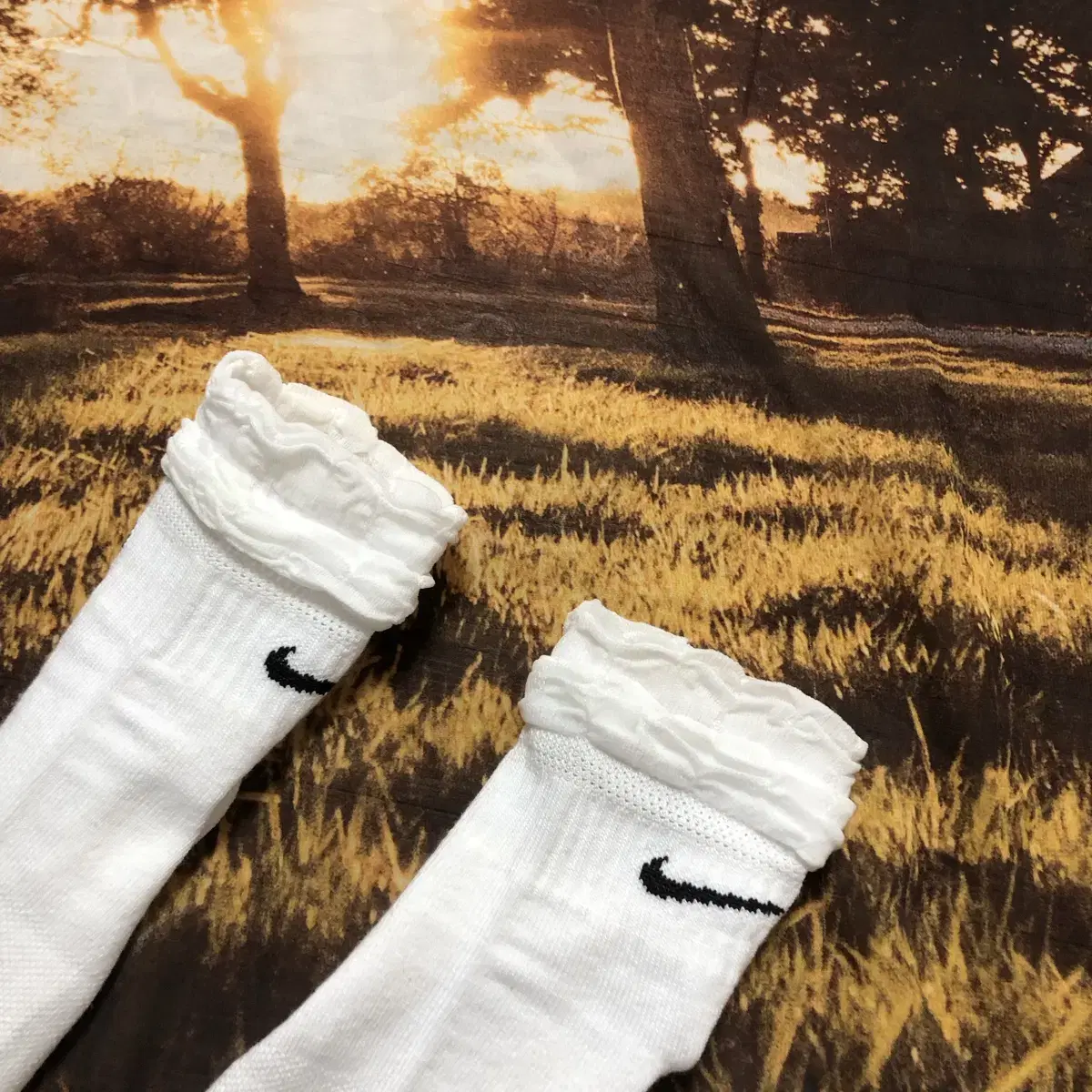 New product Nike white lace socks