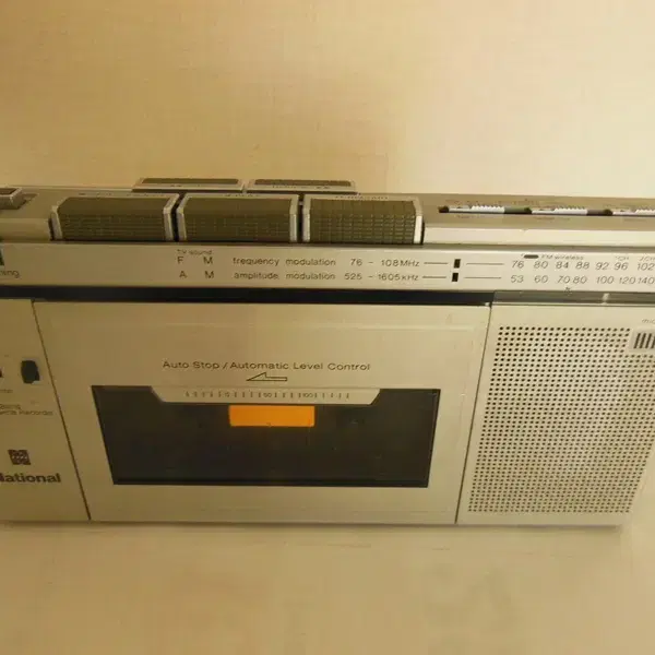 AIWA HS-J10  내쇼날 RX-2000  두대