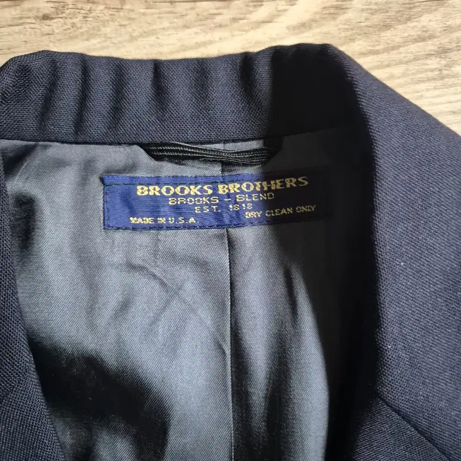 Brooks Brothers 브룩스 브라더스 3r2 버튼 금장 블레이저