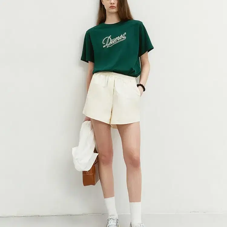 던스트 UNISEX CHAIN LOGO T-SHIRT GREEN