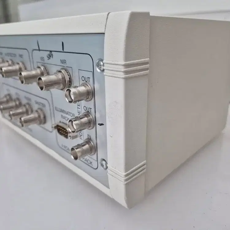 SOPRA Switch Box