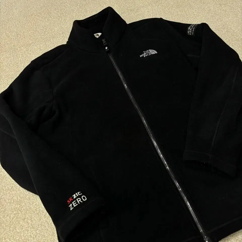 1.3 [Genuine/100] North Face Fleece Zip-Up