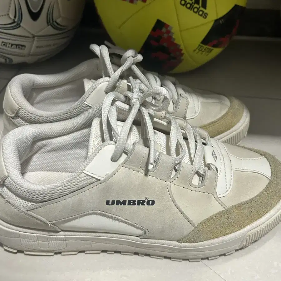 Umbro 운동화