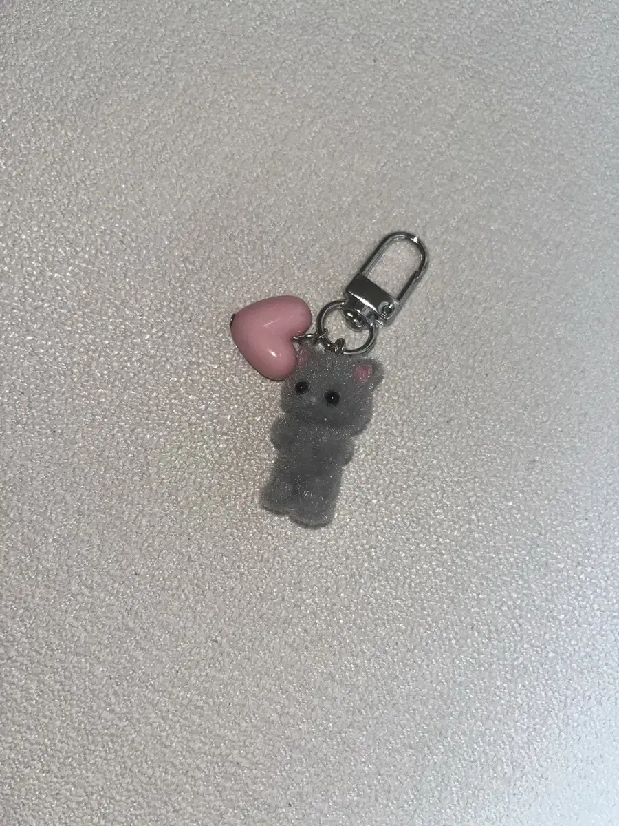 [Sylvanian keyring] Sylvanian cat keyring for sale.