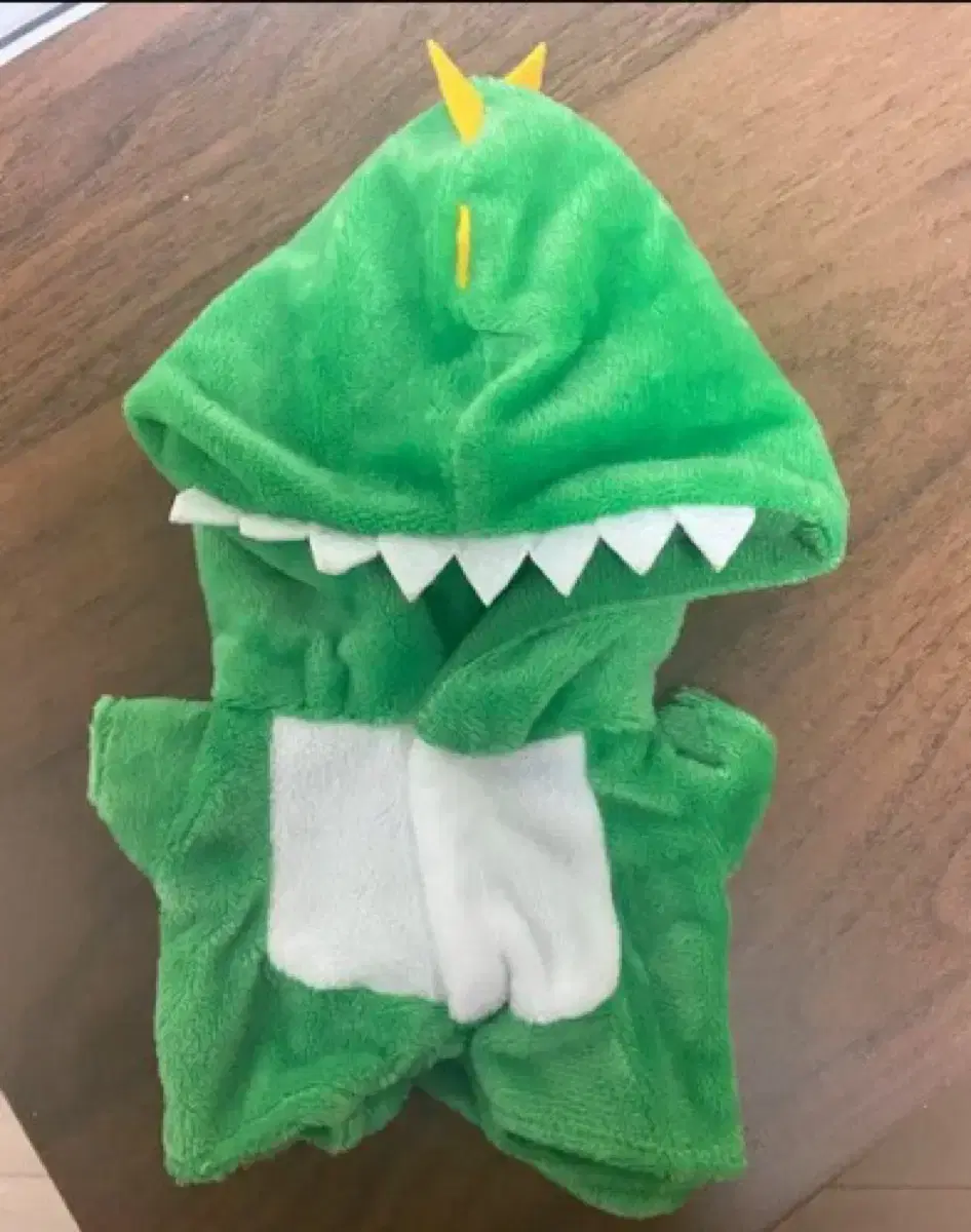 Idol 20cm Doll Dinosaur Space Suit WTS