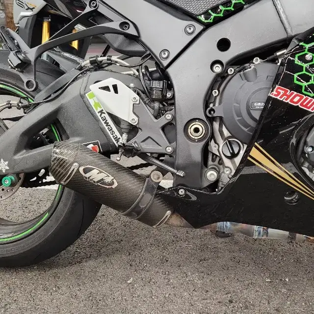 가와사키 닌자 zx10r M4풀배기 팝니다