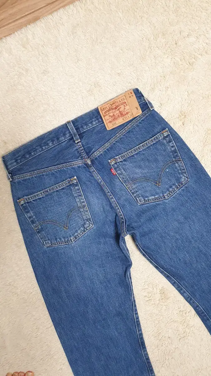 [Men's 29] Genuine Levi's Jeans New-like Condition Free Shipping