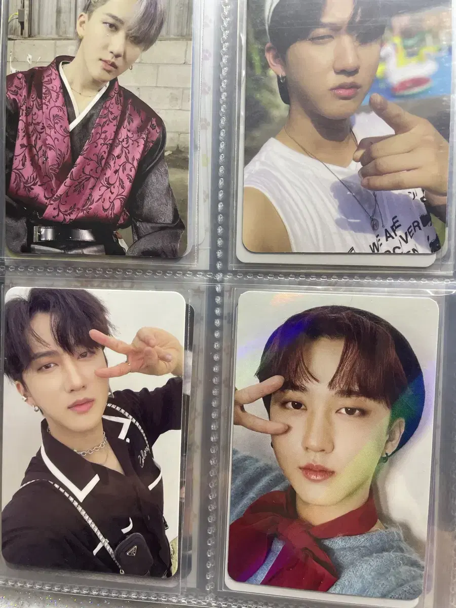 Straykids Changbin, hyunjin photocard wts!