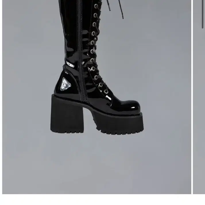 Unif 유니프 Trinity Boots (새상품) 통굽 부츠