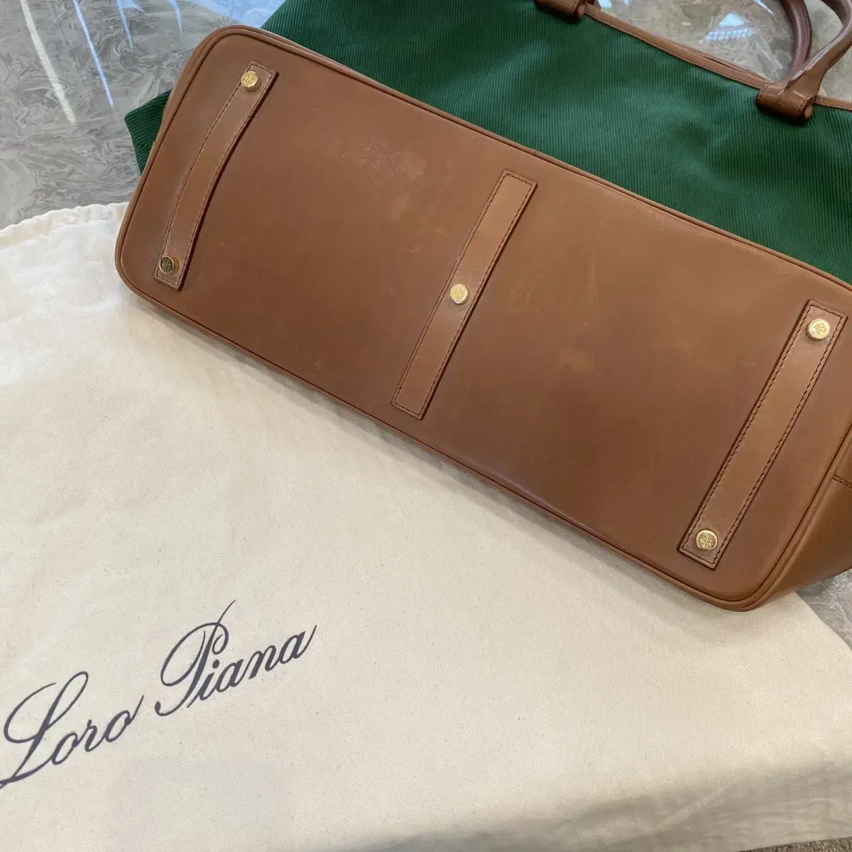 Loro Piana 로로피아나 남녀공용 최고급 이탈리안 보스턴백 토트백