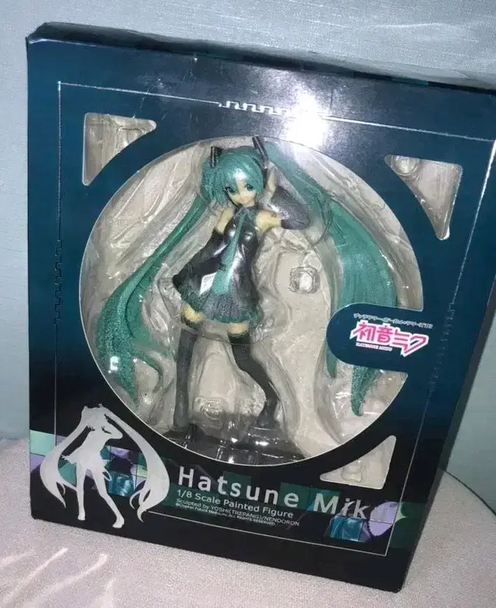 Sega Hatsune Miku Original Version Classic Figure Vocaloid