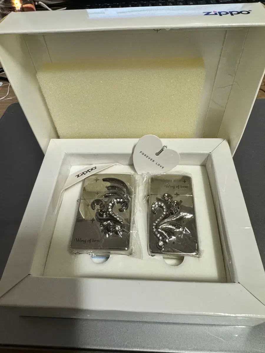 [Unused] Zippo lighter WING OF LOVE (for couples)