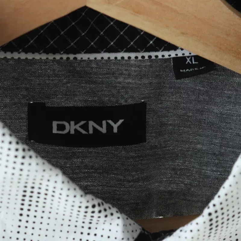 (XL) DKNY 디케이앤와이 도나카란 반팔셔츠 남방 화이트-EB04