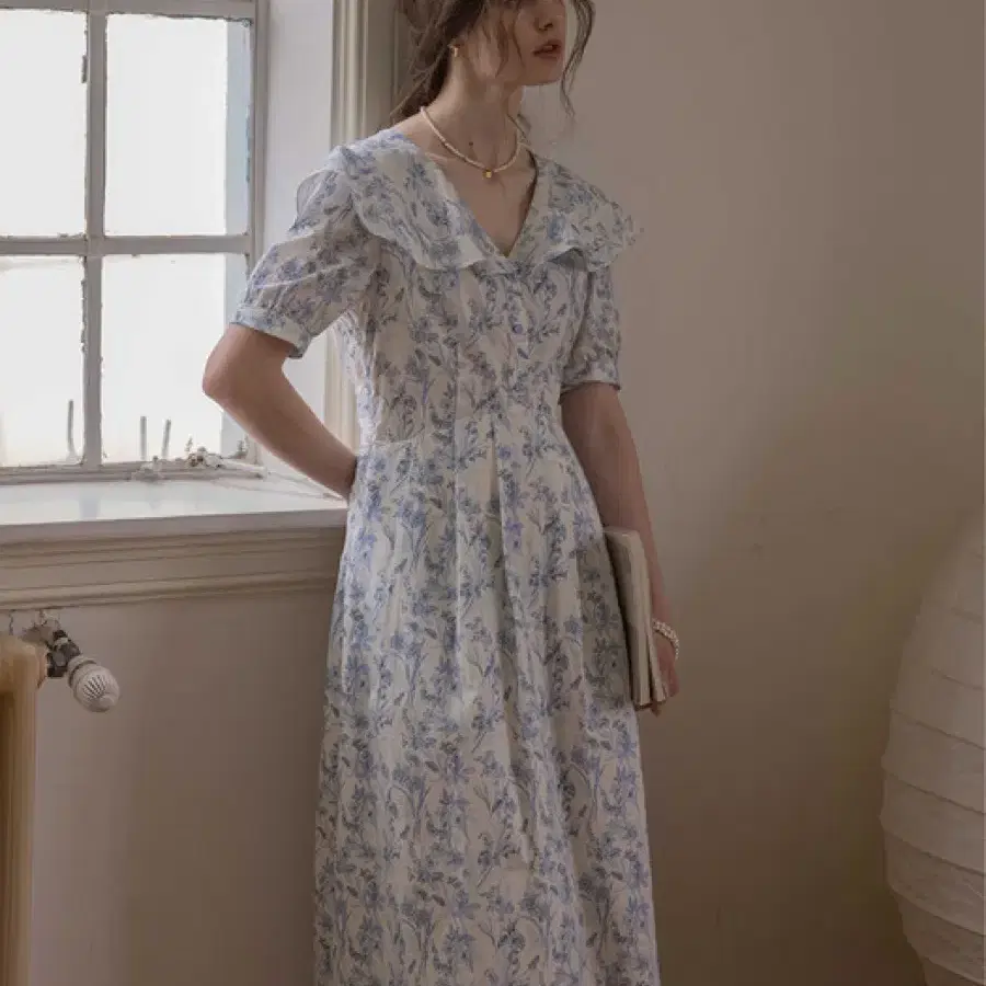 르니나 원피스 SHELLY shawl collar flower dress