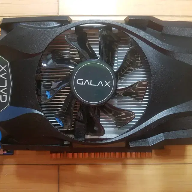 GALAX 지포스 GTX 750TI (보조전원 없음, 사진 2장) 팝니다